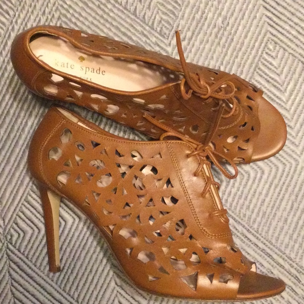 kate spade  size 9 brown laser cut leather 3.75” heels for women - Picture 2 of 9